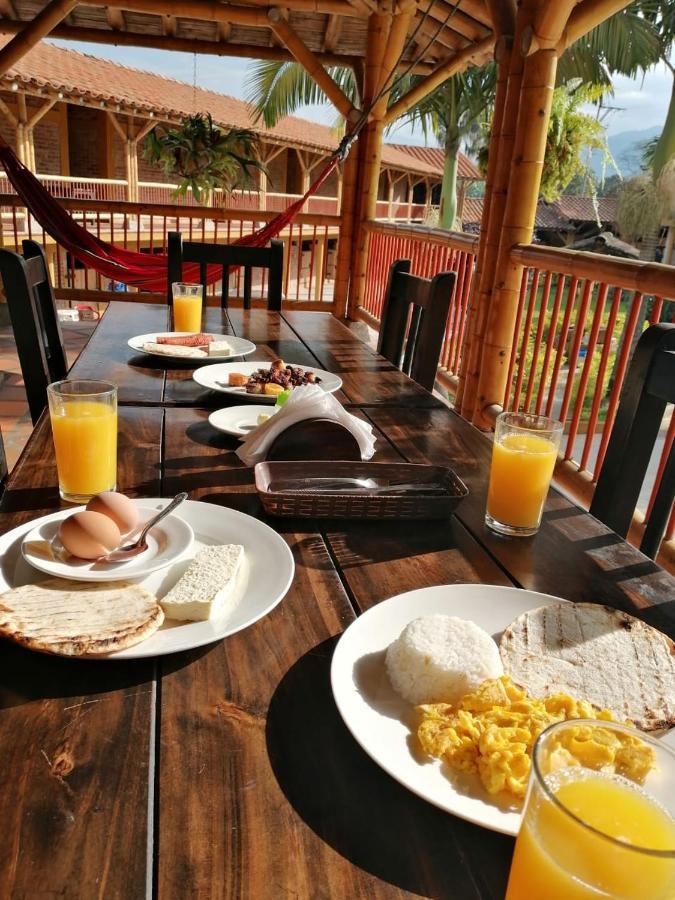 Finca Hotel El Diamante Calarca Ngoại thất bức ảnh