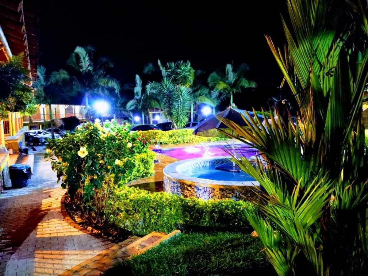 Finca Hotel El Diamante Calarca Ngoại thất bức ảnh